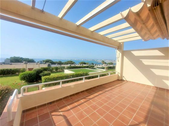 Foto 1 de Dúplex en lloguer a S'Arenal-Son Verí de 3 habitacions amb terrassa i piscina