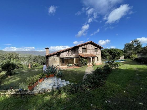 Foto 1 de Casa en venda a Jaraíz de la Vera de 4 habitacions amb piscina i jardí