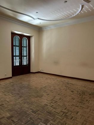 Foto 2 de Alquiler de piso en La Seu - Cort - Monti-sión de 1 habitación y 80 m²