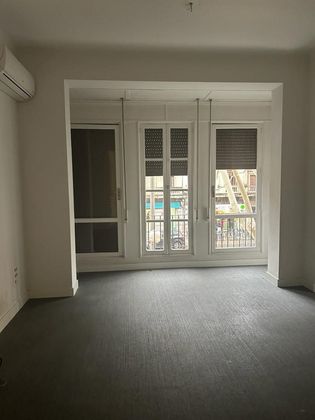 Foto 1 de Oficina en alquiler en calle D'aragó de 80 m²