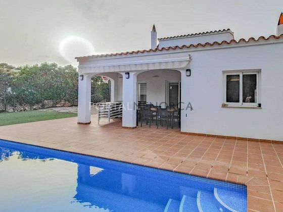 Foto 2 de Venta de casa en Sant Lluís de 4 habitaciones con terraza y piscina
