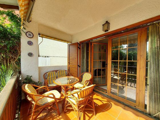 Foto 1 de Casa en venta en Coma-Ruga de 3 habitaciones con terraza y aire acondicionado