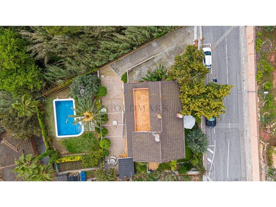 Foto 2 de Xalet en venda a calle Montnegre de 5 habitacions amb terrassa i piscina