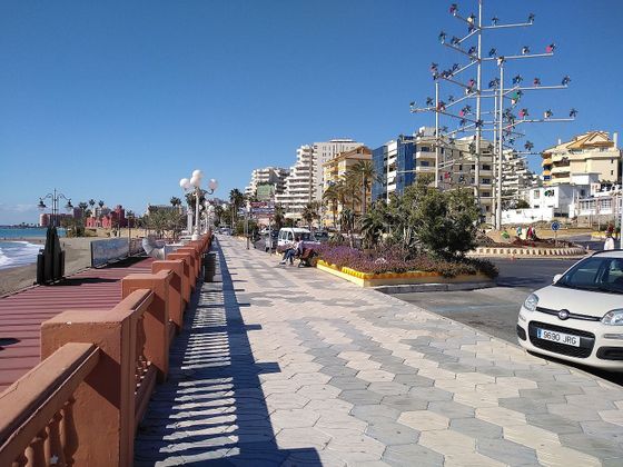 Foto 2 de Traspaso local en Puerto Marina con terraza