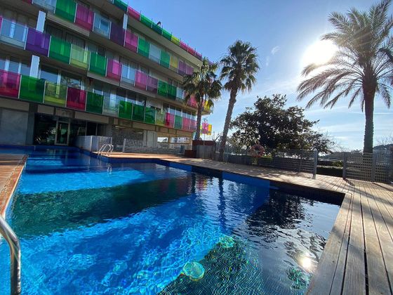 Foto 1 de Pis en venda a calle Anoia de 2 habitacions amb terrassa i piscina
