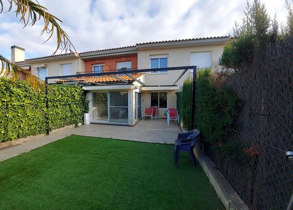 Foto 2 de Casa adossada en venda a Vilafortuny - Cap de Sant Pere de 3 habitacions amb terrassa i piscina