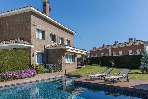 Foto 1 de Venta de chalet en Premià de Dalt de 8 habitaciones con terraza y piscina