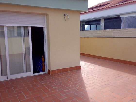 Foto 1 de Àtic en venda a Zona Port de 2 habitacions amb terrassa i aire acondicionat
