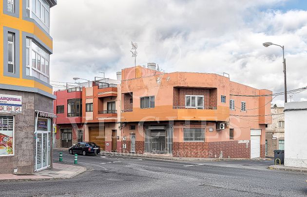 Foto 1 de Casa adosada en venta en calle Doctor Melián de 7 habitaciones con terraza y garaje