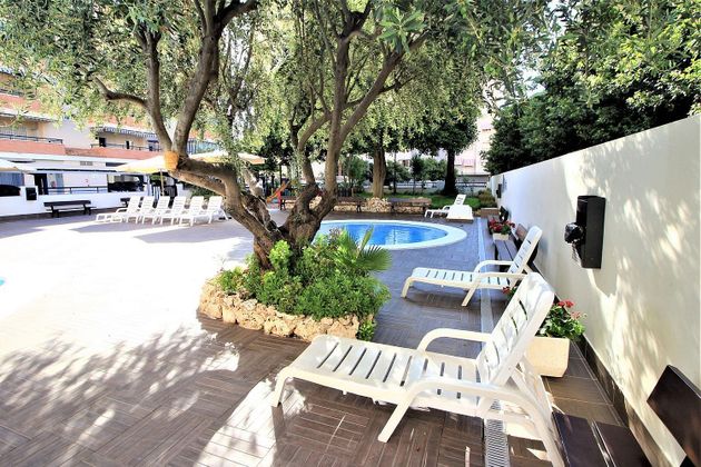 Foto 2 de Ático en venta en Zona Playa Morro de Gos de 3 habitaciones con terraza y piscina