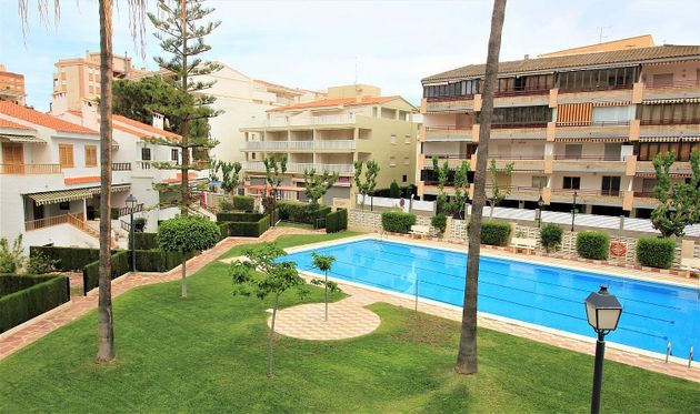 Foto 1 de Casa en venda a calle De Terol de 4 habitacions amb terrassa i piscina