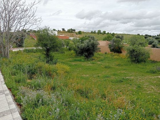 Foto 2 de Venta de terreno en Olías del Rey de 598 m²
