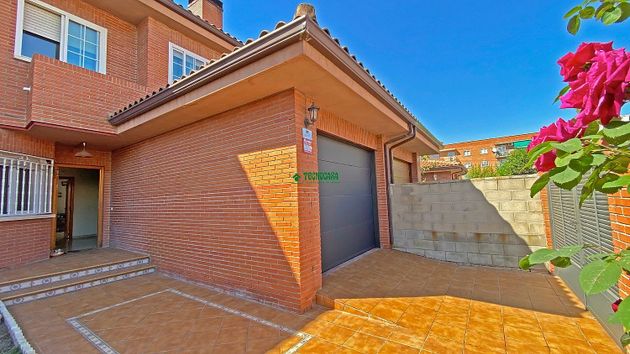 Foto 1 de Casa adossada en venda a Torrejón de la Calzada de 4 habitacions amb terrassa i garatge