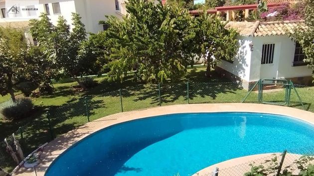 Foto 1 de Xalet en venda a Las Cancelas - Valdeolletas de 5 habitacions amb terrassa i piscina