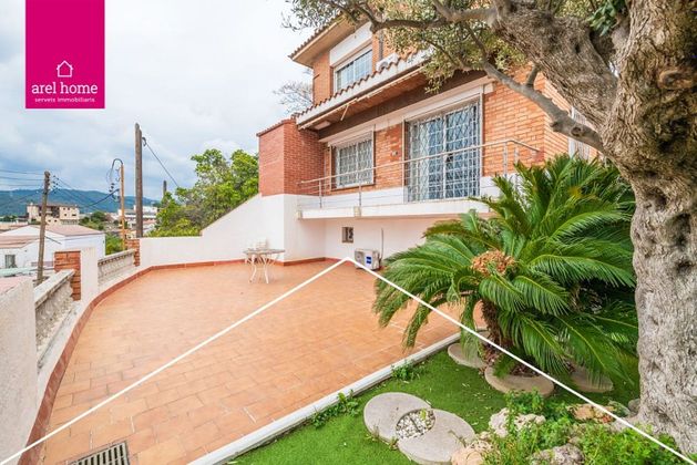 Foto 2 de Xalet en venda a Ciutat Diagonal - La Miranda - La Mallola de 8 habitacions amb terrassa i piscina