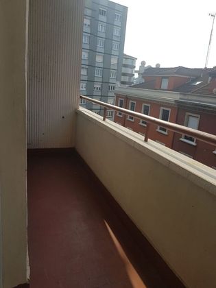 Foto 1 de Piso en venta en Laviada de 4 habitaciones con terraza y ascensor