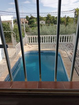 Foto 1 de Chalet en venta en Polígono del Aeropuerto de 3 habitaciones con terraza y piscina