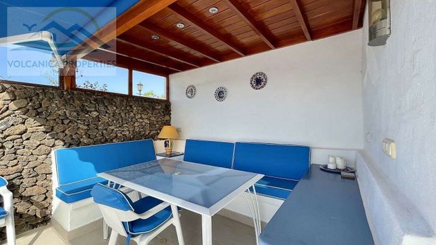 Foto 2 de Casa en venda a Playa Blanca de 2 habitacions amb terrassa i piscina