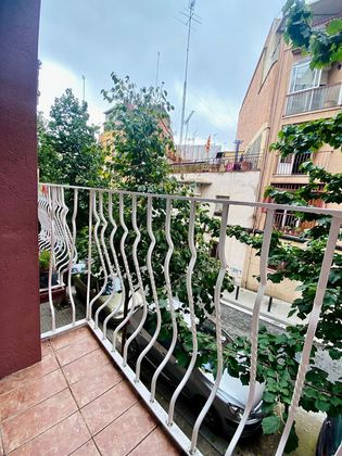 Foto 1 de Casa adossada en venda a La Salut - Lloreda de 2 habitacions amb terrassa i balcó