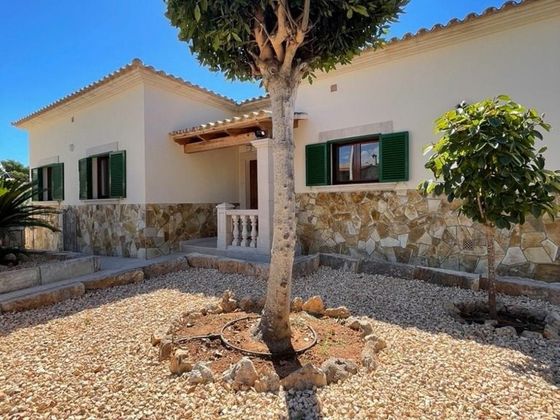 Foto 1 de Chalet en venta en Cala Pi-Vallgornera de 4 habitaciones con terraza y piscina