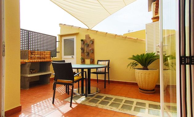 Foto 2 de Àtic en lloguer a Campos de 3 habitacions amb terrassa i balcó