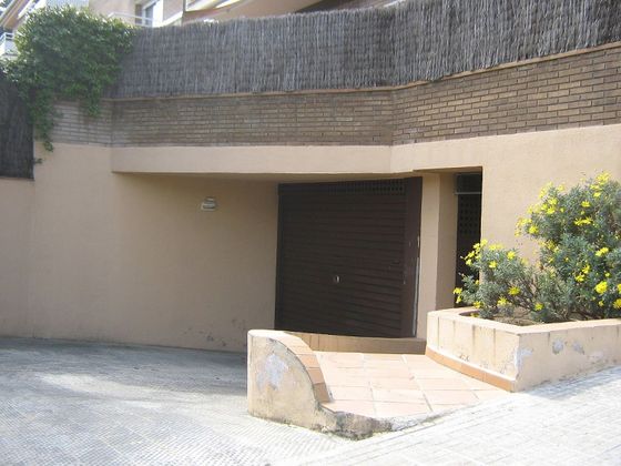 Foto 2 de Garatge en venda a calle Solsona de 16 m²