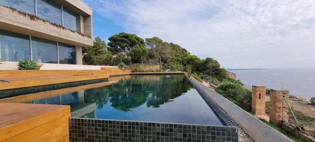 Foto 2 de Chalet en venta en Cala Pi-Vallgornera de 6 habitaciones con terraza y piscina