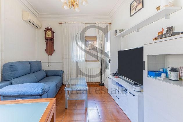 Foto 2 de Venta de piso en La Font d'en Fargues de 3 habitaciones con aire acondicionado y calefacción