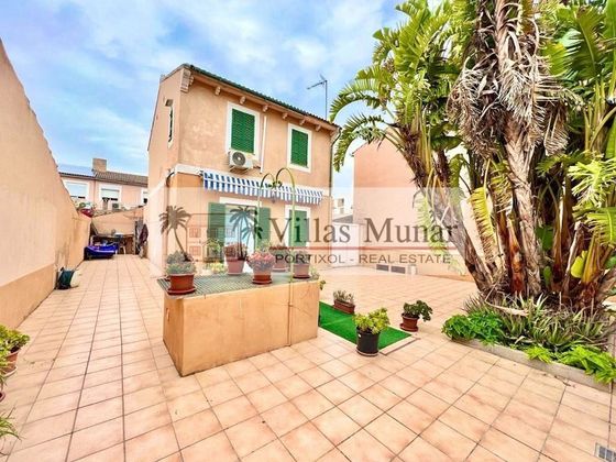 Foto 1 de Venta de chalet en El Molinar - Can Pere Antoni de 3 habitaciones con terraza y jardín