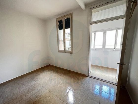 Foto 1 de Piso en venta en La Dreta de l'Eixample de 2 habitaciones con balcón