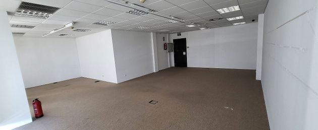 Foto 2 de Oficina en lloguer a Coll Favà - Can Magí de 73 m²