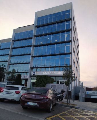 Foto 2 de Venta de oficina en calle Vallespir de 387 m²