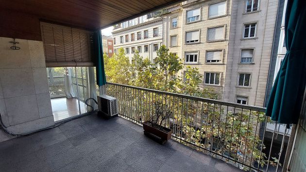Foto 1 de Pis en venda a calle D'aribau de 5 habitacions amb terrassa i balcó