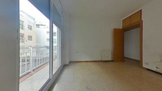 Foto 1 de Piso en venta en calle Angel Guimera de 3 habitaciones con balcón y calefacción