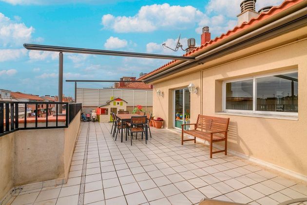 Foto 1 de Àtic en venda a La Bordeta de 4 habitacions amb terrassa i aire acondicionat