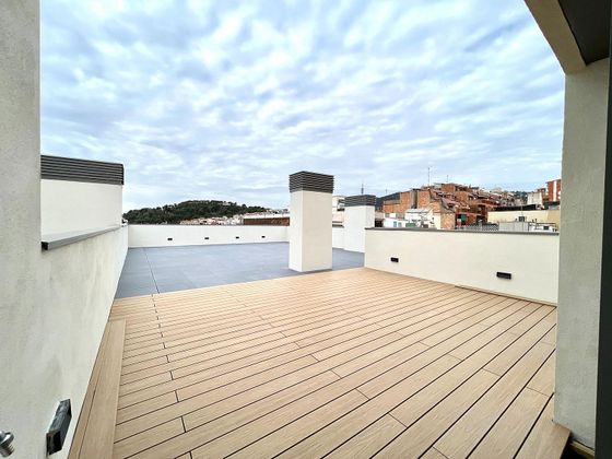 Foto 2 de Ático en venta en Vallcarca i els Penitents de 2 habitaciones con terraza y aire acondicionado