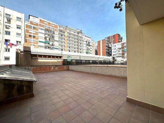Foto 2 de Piso en venta en La Maternitat i Sant Ramon de 3 habitaciones con terraza y ascensor