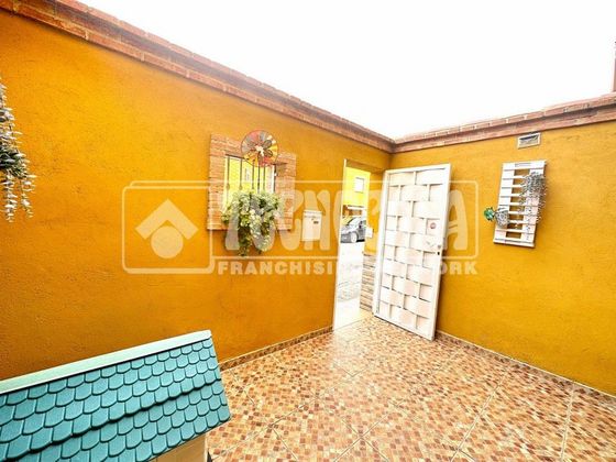 Foto 2 de Casa adosada en venta en Almonacid de Toledo de 4 habitaciones con terraza y garaje