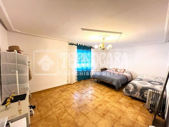 Foto 2 de Casa en venda a Madridejos de 3 habitacions amb terrassa i garatge