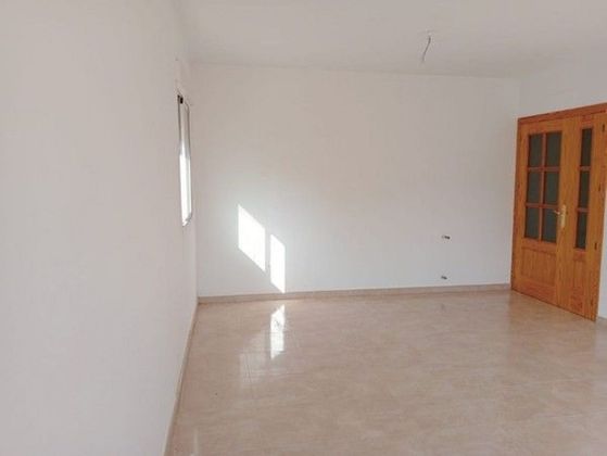 Foto 2 de Piso en venta en Almendralejo de 3 habitaciones con ascensor
