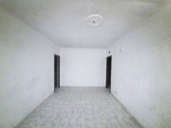 Foto 2 de Pis en venda a La Estación de 3 habitacions i 74 m²