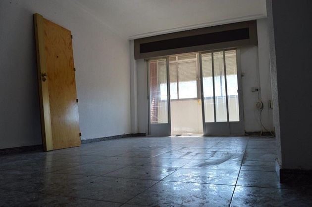 Foto 2 de Venta de piso en Villena de 3 habitaciones y 84 m²