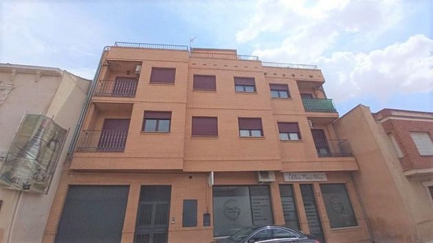 Foto 1 de Venta de piso en Villarrobledo de 3 habitaciones con terraza y garaje