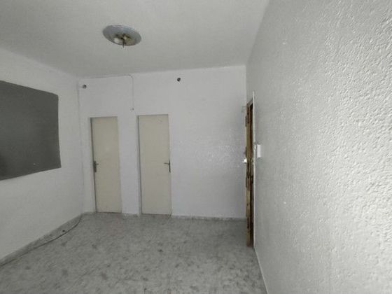 Foto 2 de Pis en venda a Centre - Colomeres - Rambles de 2 habitacions i 84 m²