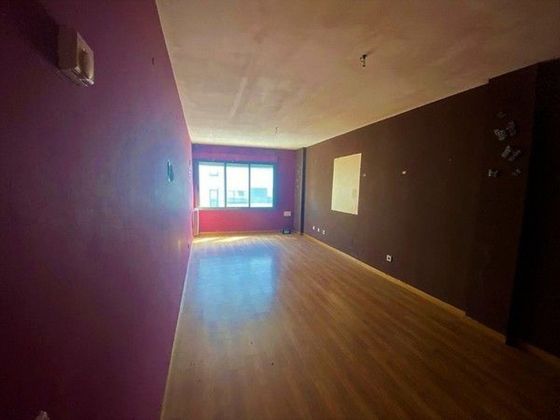 Foto 2 de Venta de piso en Cistérniga de 3 habitaciones con calefacción
