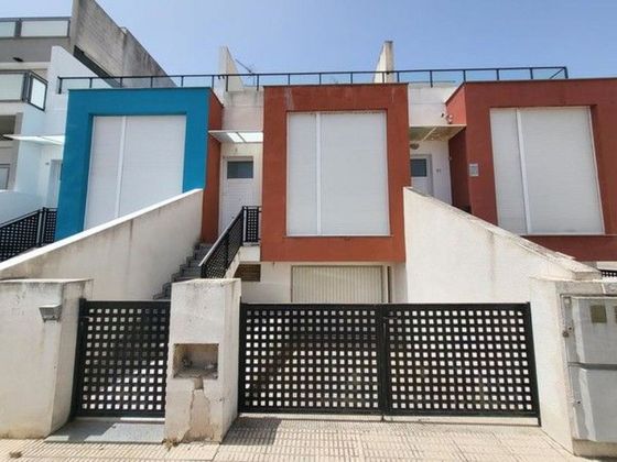 Foto 1 de Venta de casa en Senyera de 3 habitaciones con terraza y garaje