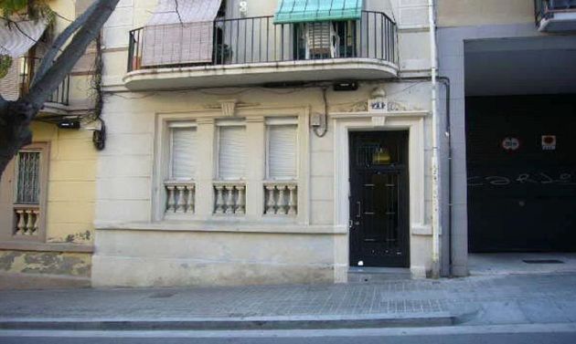 Foto 2 de Pis en venda a El Poble Sec - Parc de Montjuïc de 3 habitacions i 54 m²