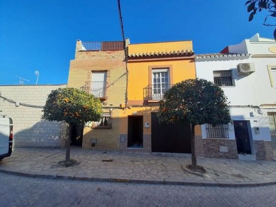 Foto 2 de Casa en venda a Morón de la Frontera de 3 habitacions amb terrassa i balcó