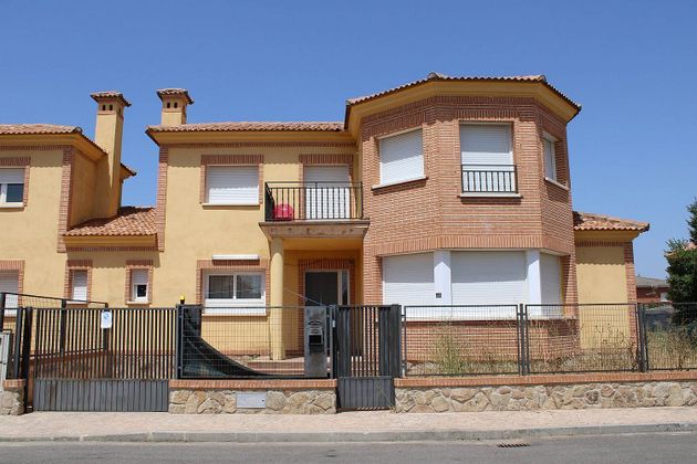 Foto 1 de Casa en venta en Escalona de 4 habitaciones con terraza