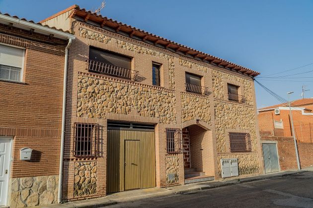 Foto 1 de Piso en venta en Cobeja de 3 habitaciones con terraza y garaje